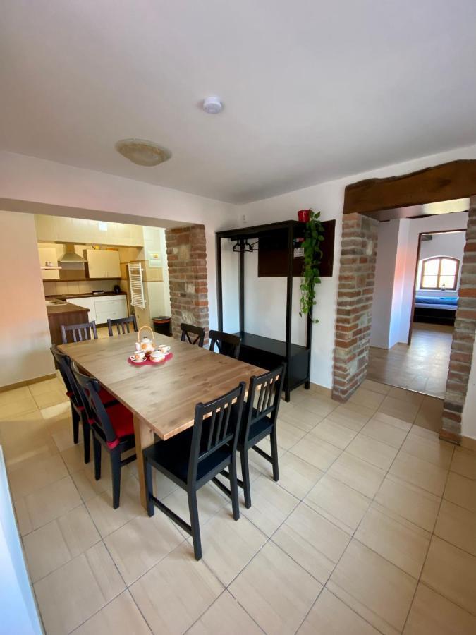 U Dany Brentnerove Apartament Zaječí